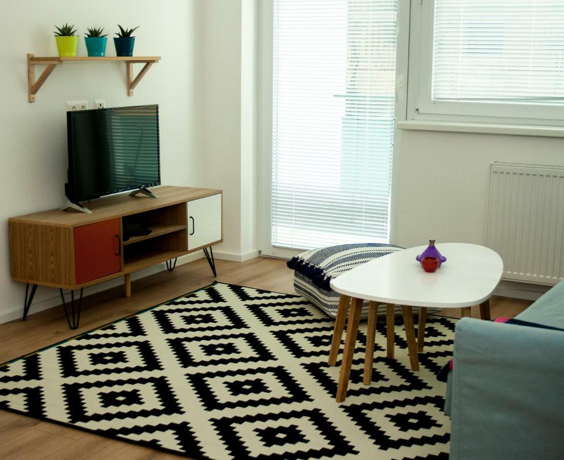 Studio Thalia Next To Metro Bécs Kültér fotó